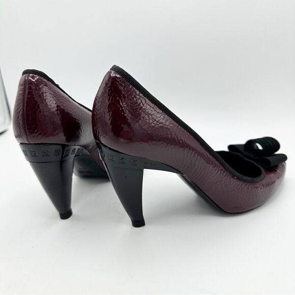 Fendi Burgundy Textured Patent Peep Toe Pumps w/Bow Grosgrain Bow Sculptured 7M - Picture 8 of 16